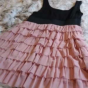 🎉Fun and cute ruffle dress